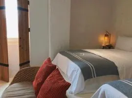 Chill Roof Hotel