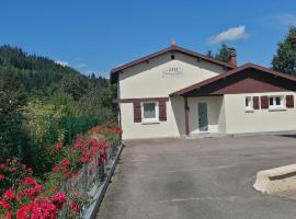 G&icirc;te Auberge du fumoir, vakantiehuis in Anould