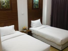 The SR Residence Lampang, hotel di Lampang