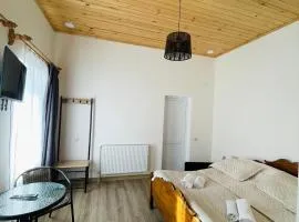 Mamuka Chartolani Guesthouse