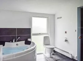 Three-Bedroom Holiday Home In Juelsminde