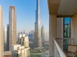 Luxury High Floor 1BR with Full Burj Khalifa View by Auberge