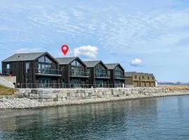 Beautiful Home In Giske With Jacuzzi