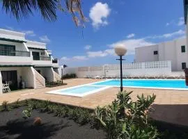 Puerto del Carmen, Near Beach, Fast wifi, Pool