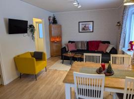 Hel stuga n&auml;ra Vindel&auml;lven i Lappland, hotel que aceita animais de estima&ccedil;&atilde;o em Blattniksele