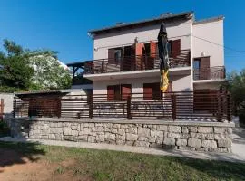 Apartments Tiho