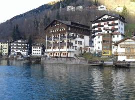 Appartamento Italia, Hotel in Alleghe