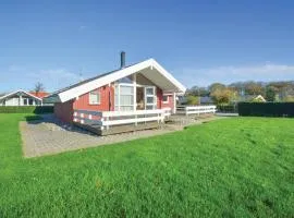 Three-Bedroom Holiday Home In Hejls