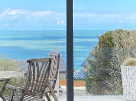 Robin Hill, Hotel in Cardigan