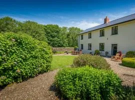 Old Farm East Orielton