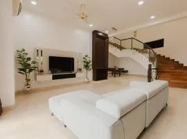 Gelugor 2Storey Big Bungalow 23pax with BBQ Snooker