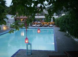 Villa Dolphins, hotell sihtkohas Póros