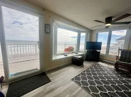 New Ocean Surf 6 - Wells Beach Oceanfront Condo