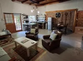 Lentelus-Greeff Cottage