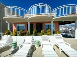 Coliseum Ocean Resort