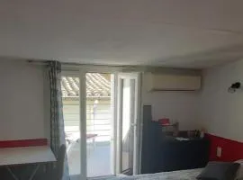Chambre ,terrasse, a dames exclusivement women only