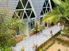 LAKSHMI NIKUNj Estate Stay, ubytování v soukromí v destinaci Madikeri