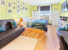 Expedition Station 114 Super Cute Studio Next Slopes WiFi Village