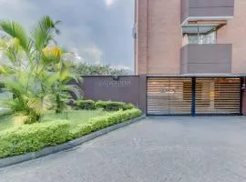 Apartaestudio amplio con Terraza y Parking 102