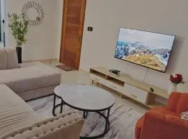 The Hygge - 2 Bedroom fully furnished Apartment