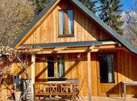 Sweet Bee Cottage, hôtel à Bovec