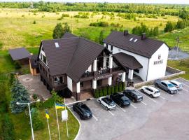 Royal Wood Hotel, готель у місті Rokytne