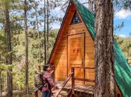 Caba&ntilde;a privada en el bosque, cerca al rio Starlinkk, chalet de monta&ntilde;a en San Mateo R&iacute;o Hondo