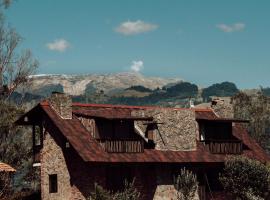 El Agrado Restaurante Cabañas, hotel com estacionamento em Líbano