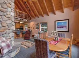 Ski Cabin 3br Hyak Fire Place 5 mins to Hill