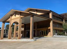 American Inn and Suites - Atlanta Airport Jonesboro I-75