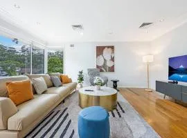 Spacious Family 4BR with Pool Perfect for Groups