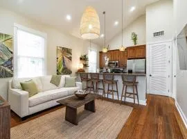 Tortugas Harbor Light Suite