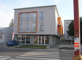 Hotel Arli, hotel in Senica