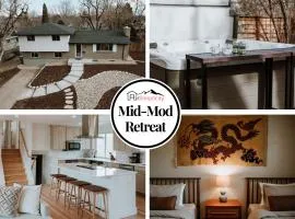 Backyard Oasis! Cozy 5br Gem W Hot Tub, Bbq & Deck