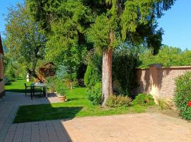 Romantická chalupa na samote, hotel di Jahodná