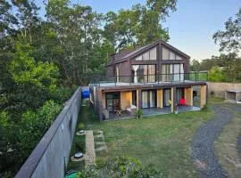 Très belle villa avec piscine