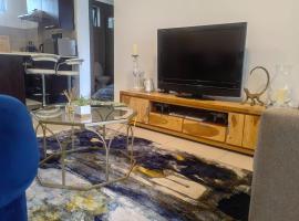 Classy and Cozy 2, hotel en Fourways