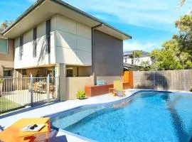 Isthmus on North Kiama Drive