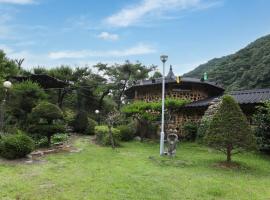 Hoengseong Daraegol Sanbang Pension, hotel v destinaci Hoengsong