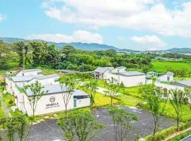 Gyeongju Marbella Pool Villa N Screen Golf