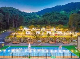 Pocheon Story Forest Caravan Glamping