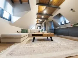 Roof Mountain Top