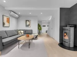 Northstay - The Arctic Pearl, Central House with 4 bedrooms and 2 bathrooms