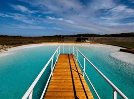 PARAÍSO DA SERVA - Casas Courela da Serva e Flor do Rosto I e II، فندق في أوديميرا