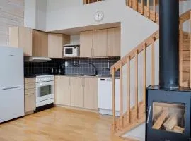 Pets allowed | Ski shed | Wood stove | TV