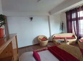 Rangeethomestay Sukhia pokhari