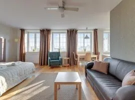 Apartments Old Town Targ Rybny - Self Check-in, Parking, River View by Noclegi Renters