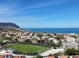 Marcelli, deliziosa villetta vista mare - M390