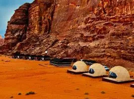 Wadi rum Bubble Camp & tour