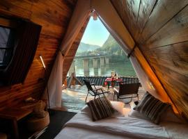 Pont Inn Nong Khiaw, hotel i Nongkhiaw